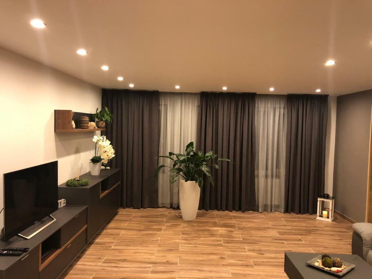 Sinsheim Unterkunft Ngoại thất bức ảnh